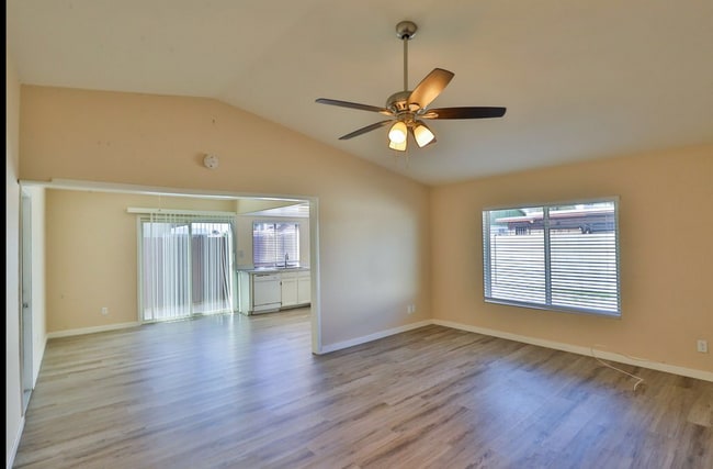 Building Photo - Nice Family Home with Huge Yard