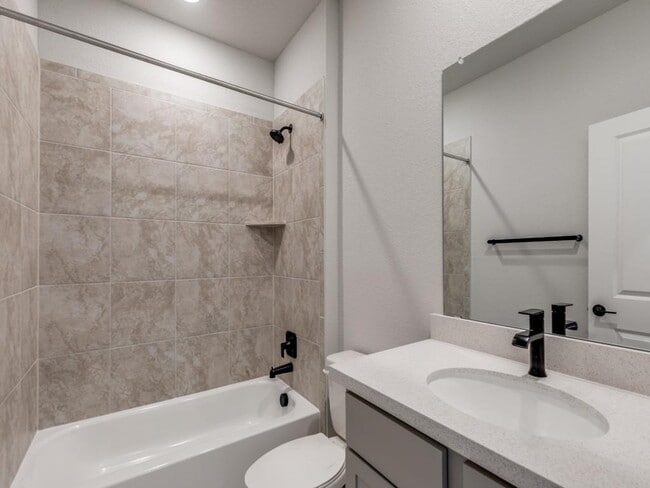 Building Photo - 1529 Purple Martin Dr