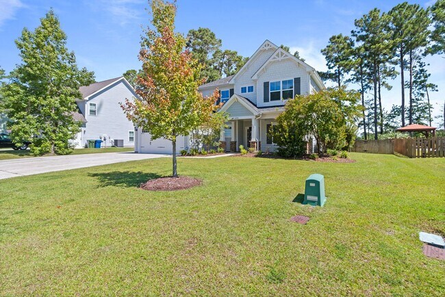 Building Photo - 4 Bedroom in Mimosa Bay with BONUS and BOAT ACCESS!