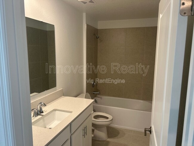 Building Photo - 2020 Tohoqua Blvd