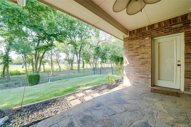 Building Photo - 9724 Water Tree Dr