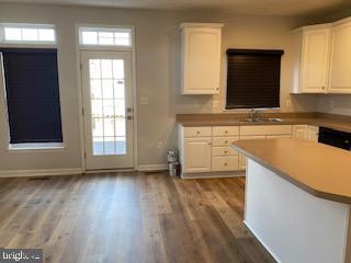 Building Photo - 1531 Oakley Ln