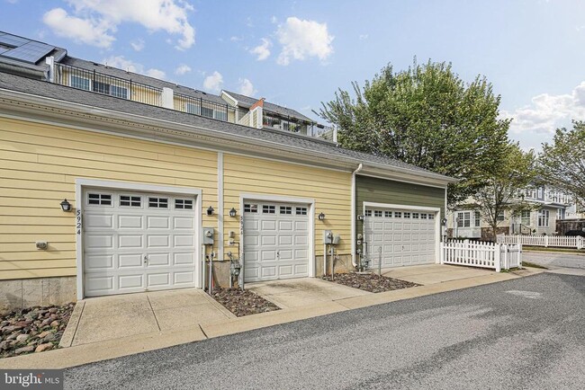 Building Photo - 5926 Talbot Dr
