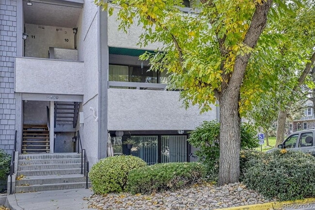 Building Photo - 6400 S Dayton St