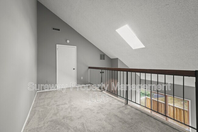Building Photo - 1210 Aspen Dr
