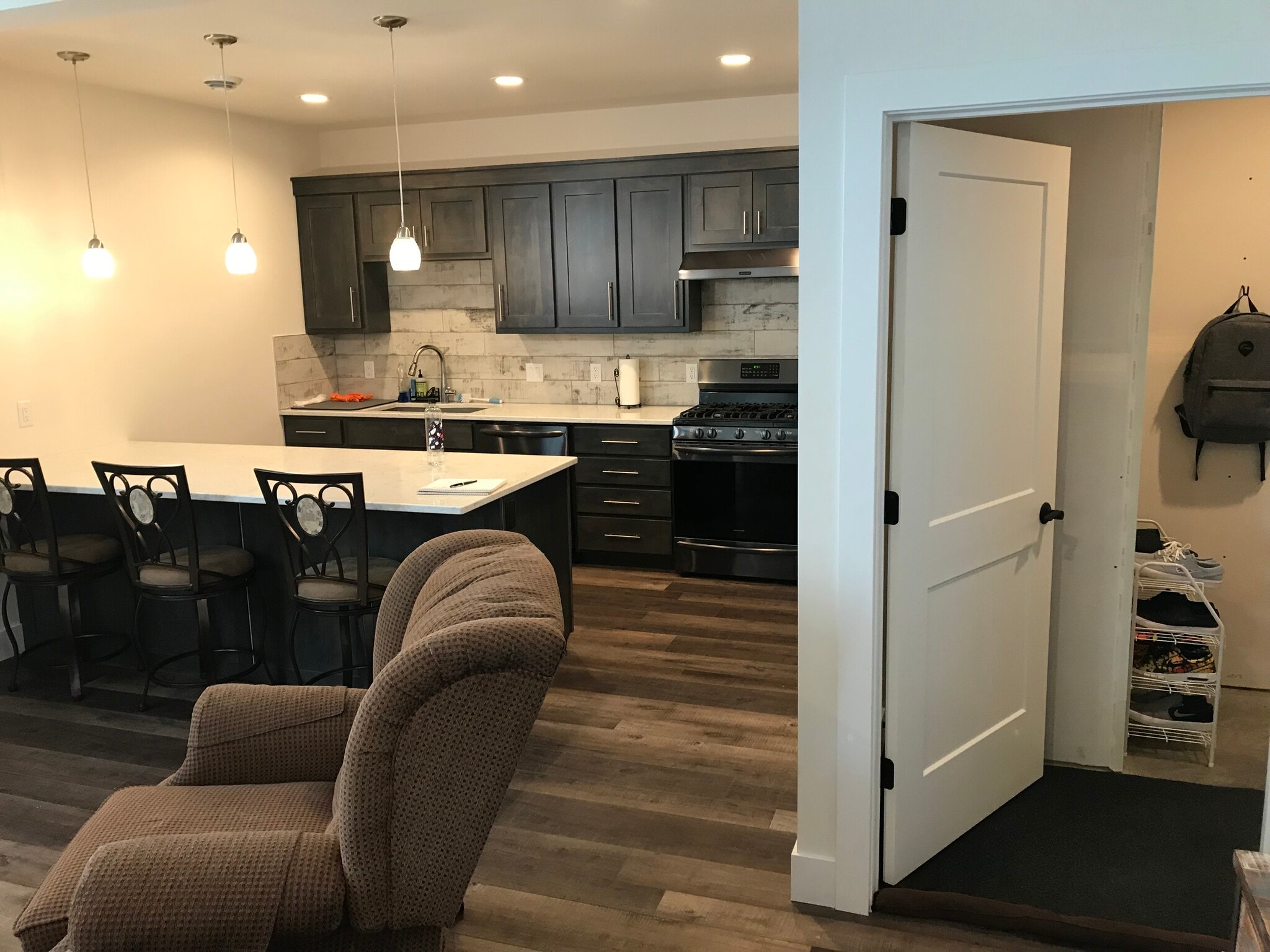 Lower Level Kitchen - 2913 Latigo Trce