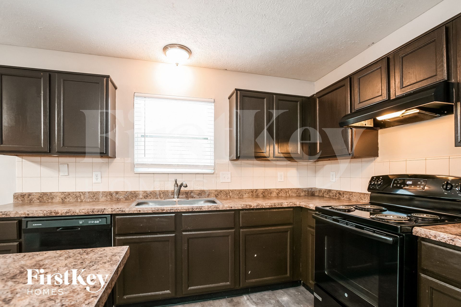 Building Photo - 10758 Sedgegrass Dr