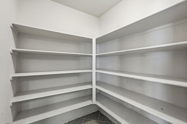 Building Photo - 8123 S Sunny Horizon Pl