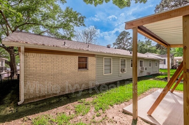 Building Photo - 1412 22nd St