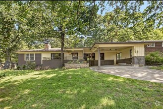 Building Photo - Mid-Century Modern 3-Bedroom, 2-Bathroom H...