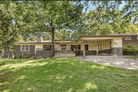Building Photo - Mid-Century Modern 3-Bedroom, 2-Bathroom H...