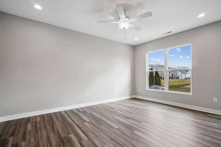 Building Photo - 6351 Azile Way
