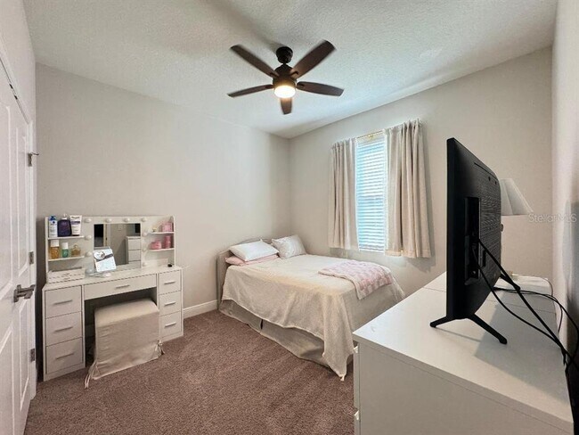 Building Photo - 10353 Fieldstone Myrtle Wy