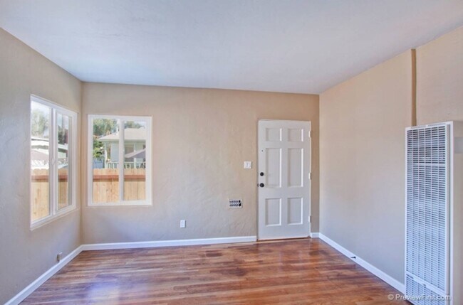 Building Photo - 3354-3356 30th Street