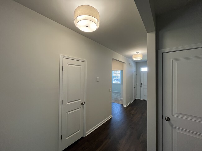 Building Photo - 108 Buttermere Wy