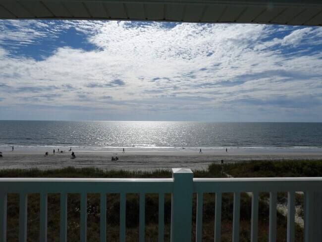 Building Photo - 4005 S Ocean Blvd