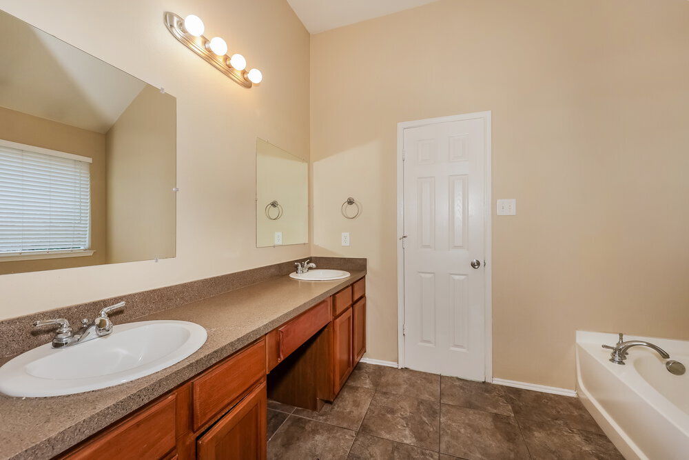 Building Photo - 7312 Sierra Way