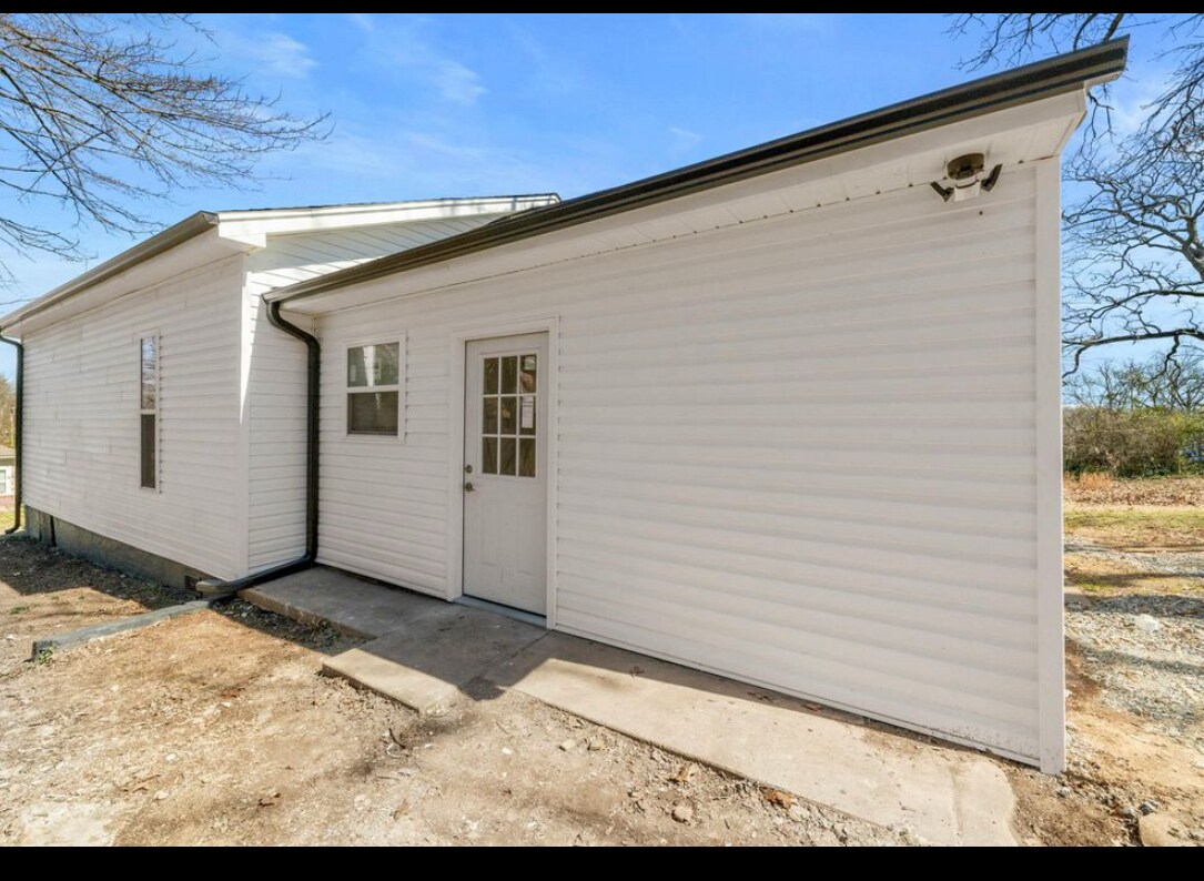 Building Photo - 3113 W 11th St