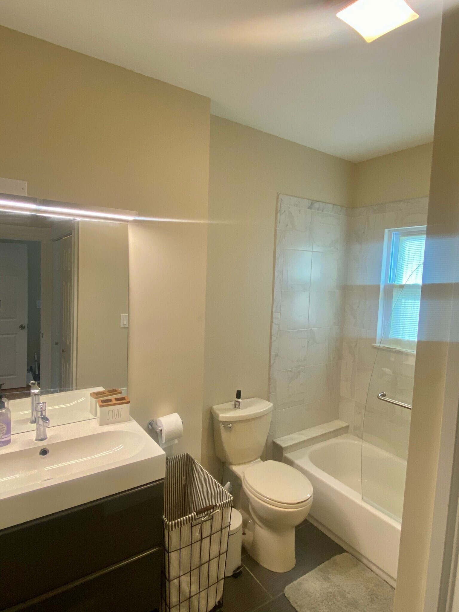 Building Photo - 18 Chandler St