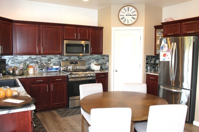Building Photo - 4386 Brookie Dr