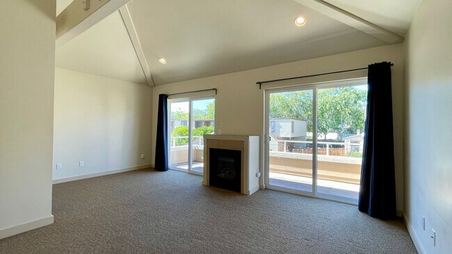 Building Photo - Charming House in a Great Location by Cal Poly with Garage