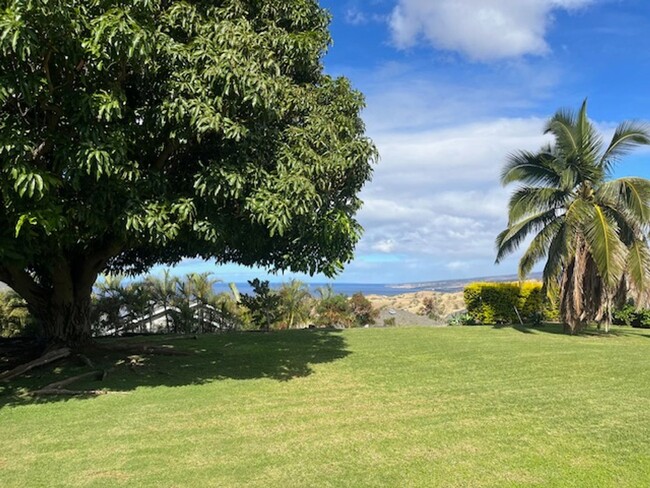 Building Photo - Ocean and Mountain Views!  3 Bedroom / 2 B...