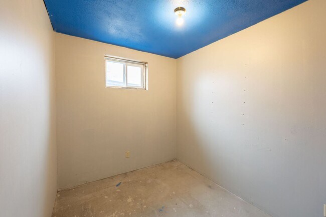 Building Photo - $300 off first month for February move-ins -  New Renovation 2 Bed 1 Bath with partially finished...