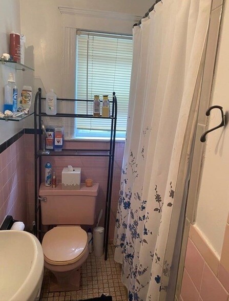 Building Photo - 89 Westbourne Terrace