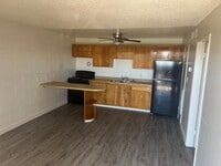 Building Photo - 1 Bedroom 1 Bath In Central Las Vegas
