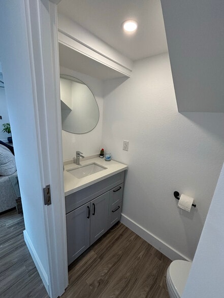 Building Photo - 23 Main St