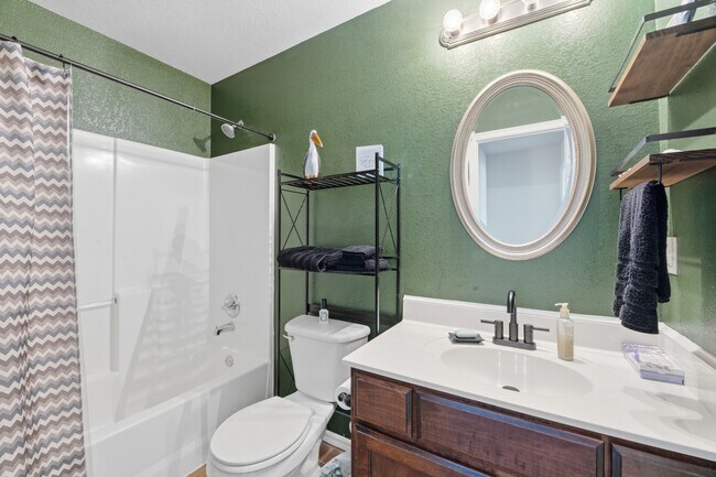 Building Photo - 15208 E 108th Pl N