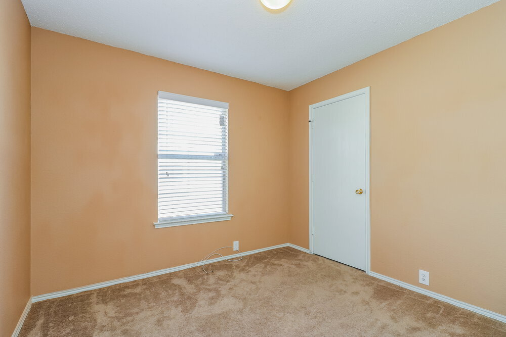 Building Photo - 6901 Baybridge Dr