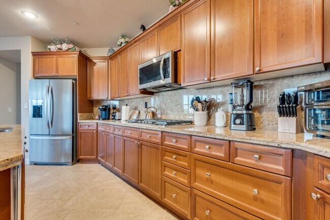Building Photo - MacDonald Ranch Dream Home with Resort Sty...