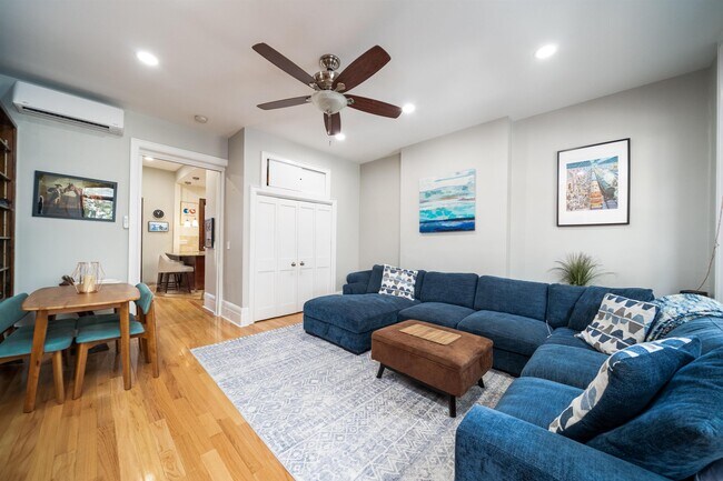 Building Photo - 235 Bloomfield St