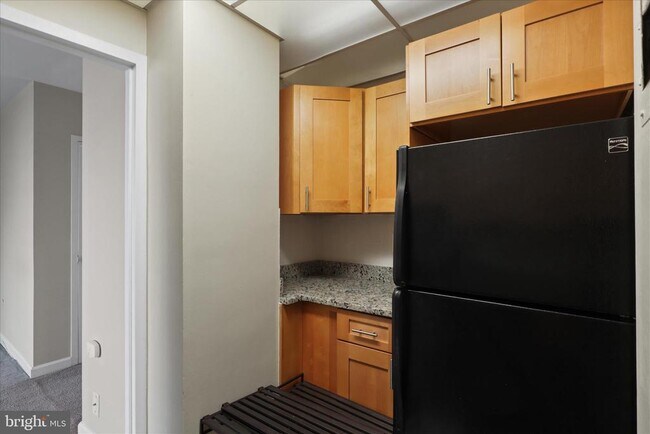 Building Photo - 1011 Arlington Blvd