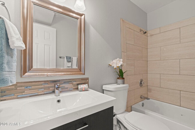 Building Photo - 6909 E Osborn Rd