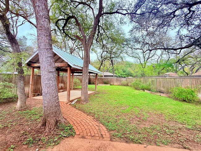 Building Photo - 5615 Shoal Creek Blvd