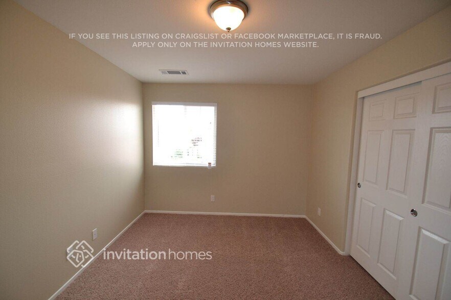 Building Photo - 1134 Cambridge Ct