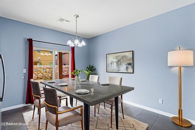 Building Photo - 4917 Ruben Soto