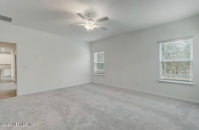 Building Photo - 300 Gan Wy