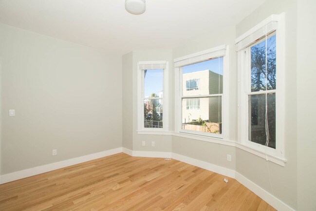 Unit 4 - 325 9th Avenue