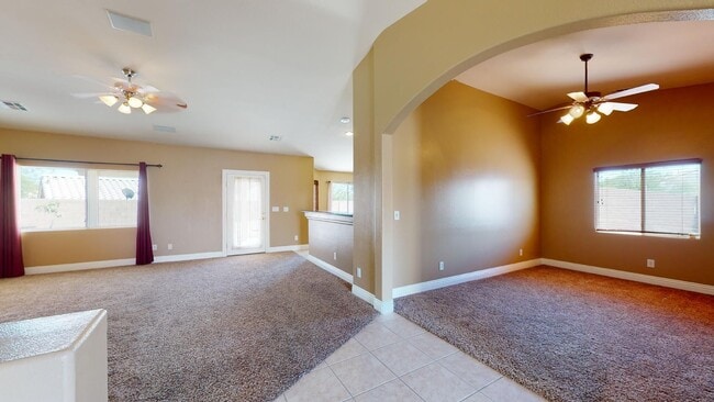 Building Photo - One Story Home Near Beautiful Mountain's Edge Community