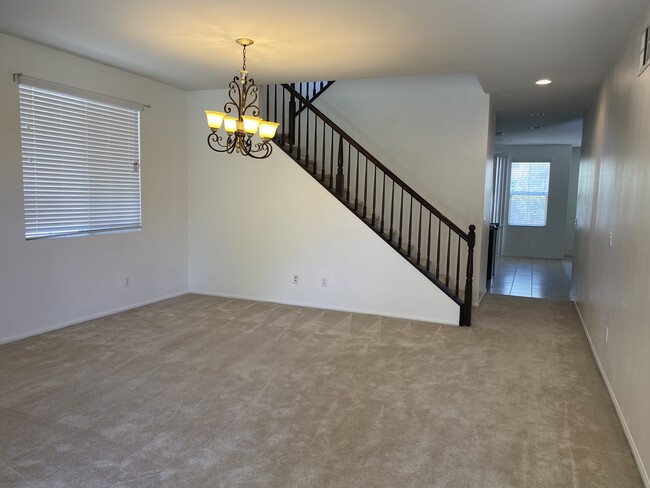 Building Photo - 14585 Westfield Ave