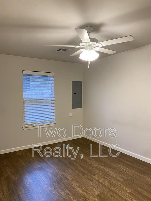 Building Photo - 11213 Northstar Dr