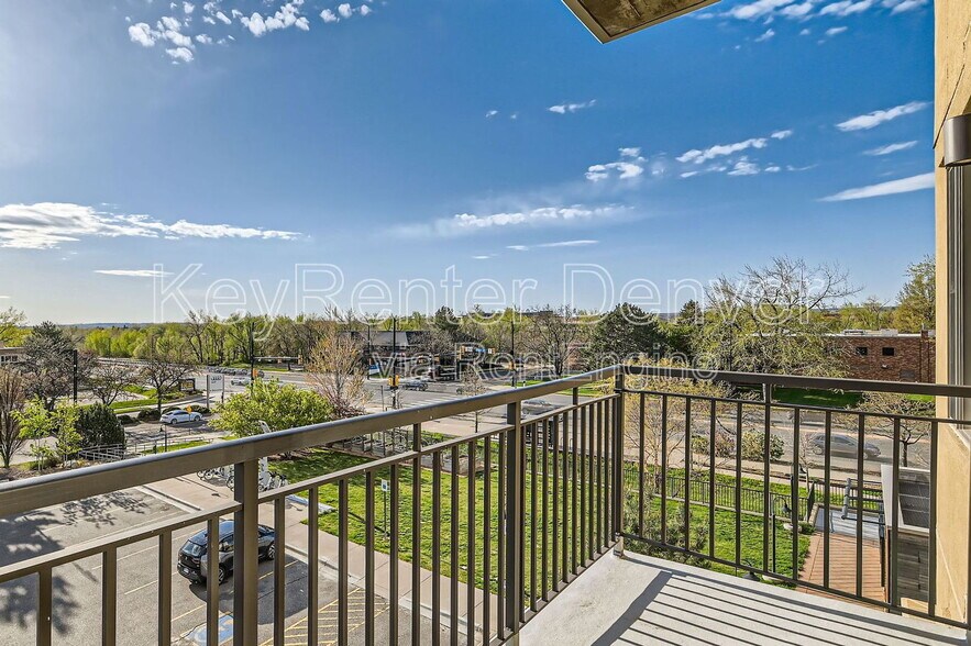 Building Photo - 3601 Arapahoe Ave