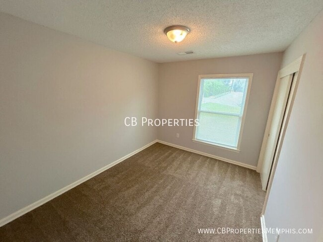 Building Photo - 3830 Philsdale Ave