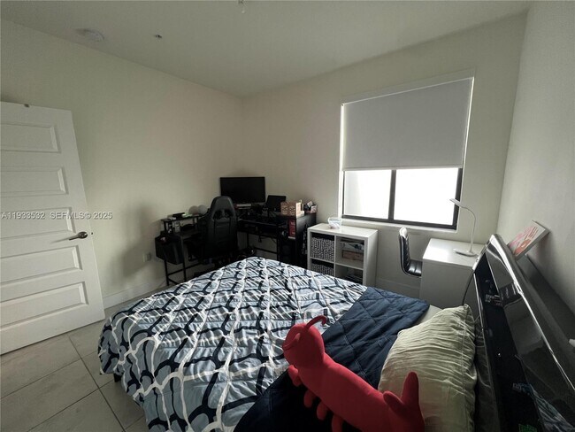 Building Photo - 8301 NW 41st St