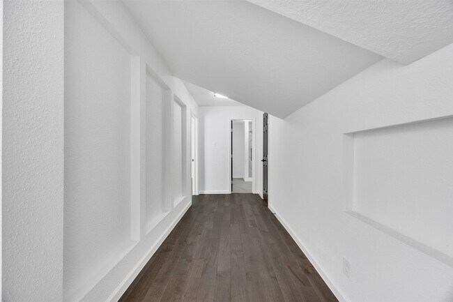 Building Photo - 14223 Stokesmount Dr