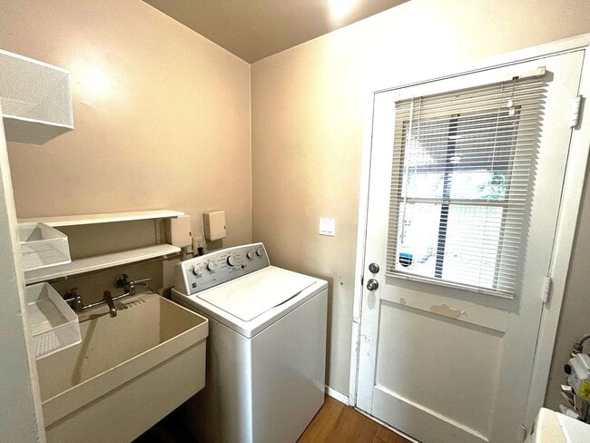 Building Photo - 2BR 1BA Allied Gardens Home - Hardwood Floors, Washer/Dryer, 2 Car Garage, HUGE backyard, 2 Pets ...