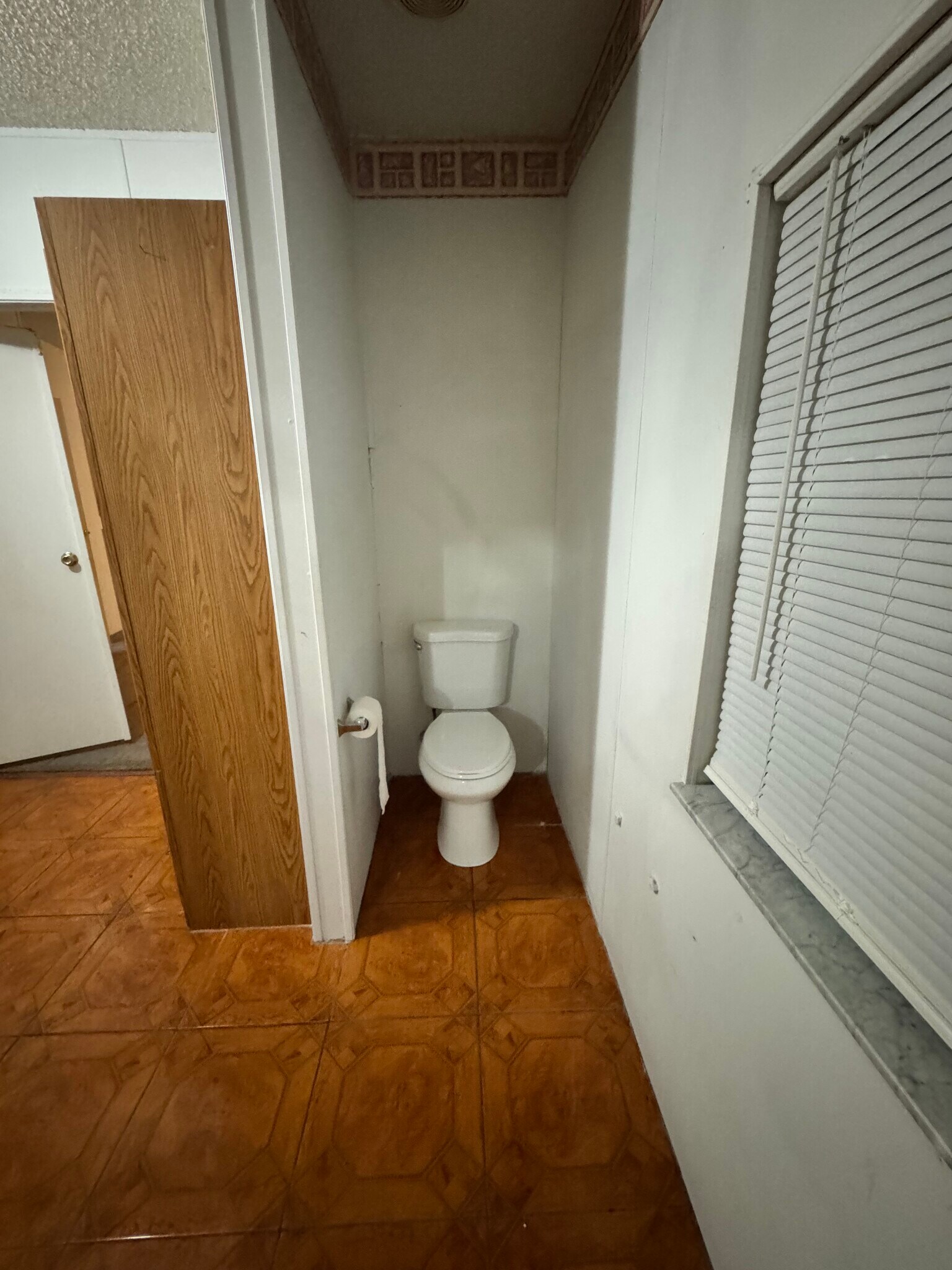 Building Photo - 7610 Plumwood Dr